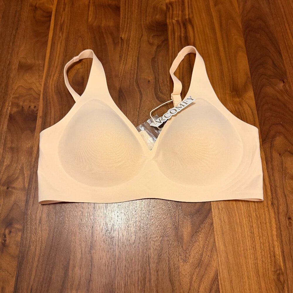 VRCOMFY JellyBare Wireless Bra Nude Medium NWT